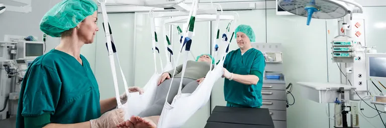 Grúa de techo en quirófano